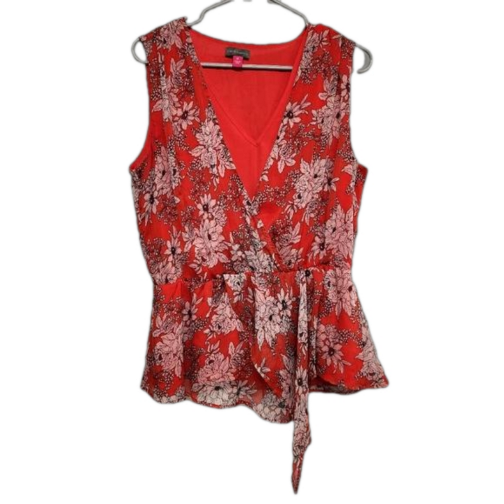 3/$25 Vince Camuto flowy red blouse size Medium